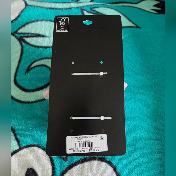 Torrid Pink and Yellow Floral Hair Clip Set - Picture 3 of 3